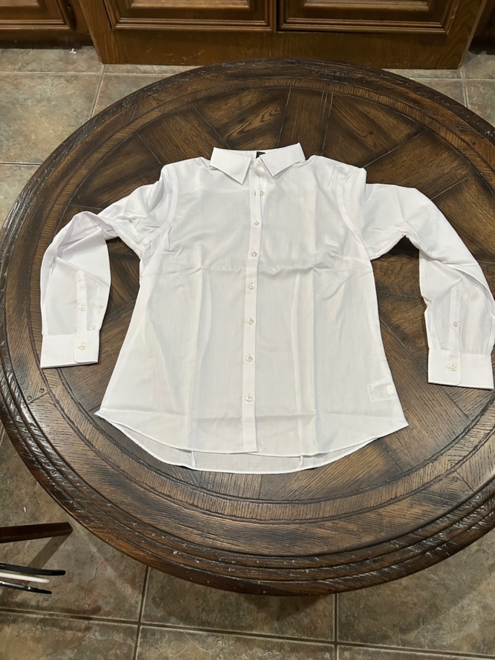 Lands’ End Classic Wht Herringbone Long-Sleeve Button-Up Shirt women’s 10 NWT